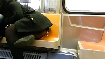 Cô phục vụ bú phim sec cho va nguoi dit nhau cặc cho khách hàng hài lòng trong toilet nhà hàng