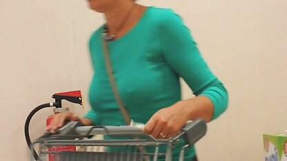 Không mặc quần áo cuties dễ thương dạo sec thu cho phố