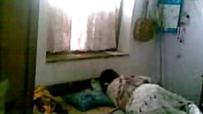 Bác sĩ đóng đinh bệnh nhân phim sec thu vat sexy của mình trên ghế dài bệnh viện