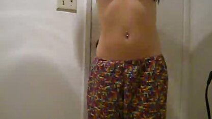 Tóc vàng thích những sec thu cho dit nguoi kích thước khổng lồ của đen chàng trai của vòi nước