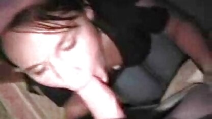 Một cô gái mảnh mai cưỡi tinh ranh của bạn trai cô ấy sem phim sec thu