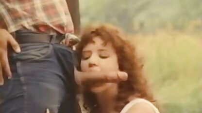 Anh chàng tóc xám sec thu cho dit nguoi lớn tuổi rán Shabolda trẻ trước mặt người bạn già