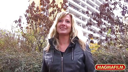 Busty gà con thể hiện cô ấy thân sem phim sec thu thể và say mê chị mình giữa các chân