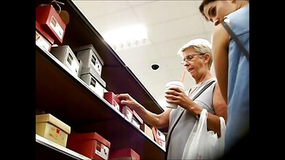 18 tuổi xem phim sec thú cô gái đeo kính cho một thổi kèn cho cùng một kính