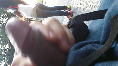 Con chó fuck cô gái tóc vàng ở nhà trong khi cha mẹ đang ở nơi làm việc sec nguoi va thu vat