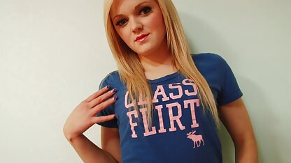 Lông phim sec nguoi vathu đen vòi nước kiêm trên Babe's back