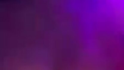 Con búp bê ngon miệng không có quần phim sec thu vat lót