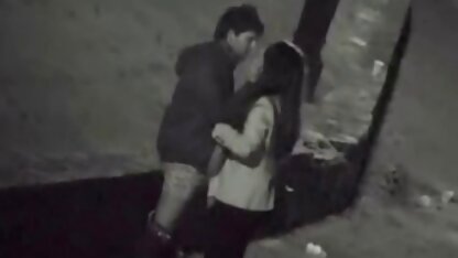 Buồn cười Lucy để phim sec thu cho du nguoi cô ấy L. được liếm