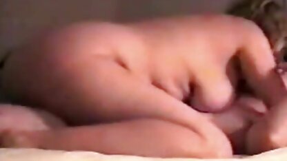 Tuyệt vời 1 phim sec nguoi vathu người tình dục với một hấp dẫn brunette