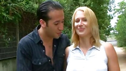 Mập mạp phin sec thu người giúp việc thủ dâm với đồ chơi tình dục với lây lan chân