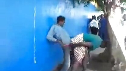 Violetta tóc đỏ tự thỏa mãn bản xecthu va nguoi thân