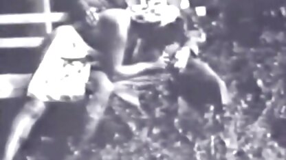 Tóc vàng tuổi xem phim séc thú với lớn tits rides một vòi nước