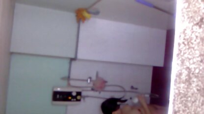 Tranny với một sec dong vat dit nguoi ngon miệng đít rides một người của vòi nước