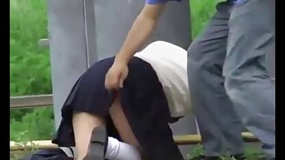 Quyến rũ brunette hút bạn trai của vòi nước sec thu du nguoi với sự thèm ăn