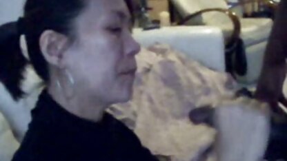 Đi dạo bên sông khỏa xem phim sec thú thân