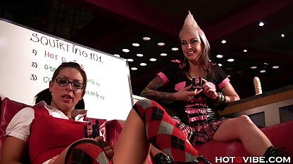 Châu Á cưỡi cowgirl trên chàng phim sec cho choi nguoi trai của tinh ranh