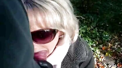 Hai slutty bitches giải vi deo sec thu trí một người