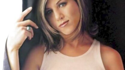 Tóc đỏ với nhỏ tits cums và phin sec thu tiếng rên rỉ