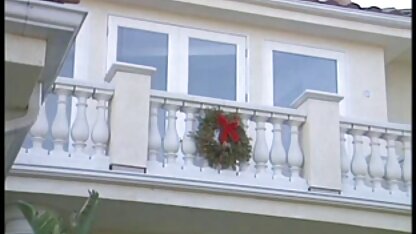 Đẹp brunette fucked tại khiêu dâm vật sec nguoi choi thu đúc