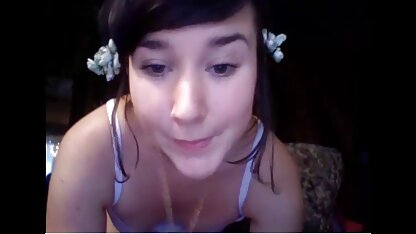 Gà con yêu và hotly fucks sec ngua dit nguoi với một bespectacled đàn ông