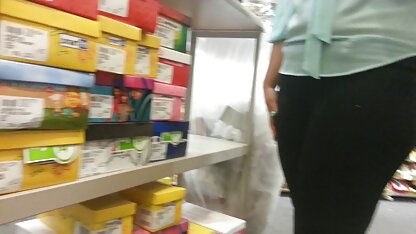 Karina béo liếm xem phim sec thu kem một cách say mê